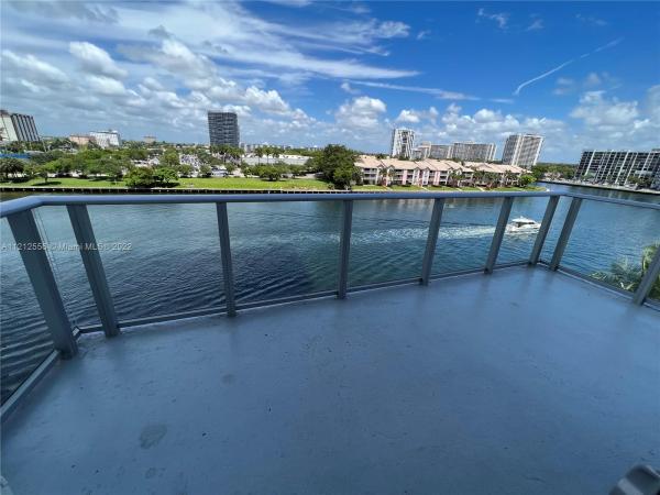 Hyde Beach House, 4010 S Ocean Dr #R402, Hallandale Beach, Florida 33019, image 2