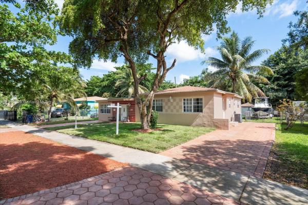 Breezeswept Heights, 510 NE 155th Ter, Golden Glades, Florida 33162, image 1