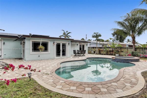 Boulevard Estates , 664 NW 30th Ct, Wilton Manors, Florida 33311, image 1