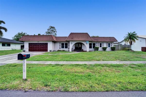 New Orleans Villas, 7420 SW 15th St, Plantation, Florida 33317, image 1