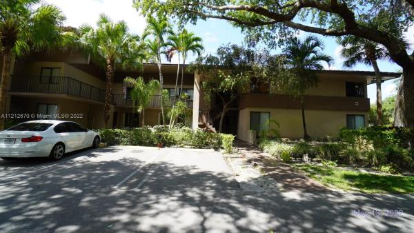 Kingsport Estates, 9509 NW 2nd Pl #3-E, Coral Springs, Florida 33071, image 1