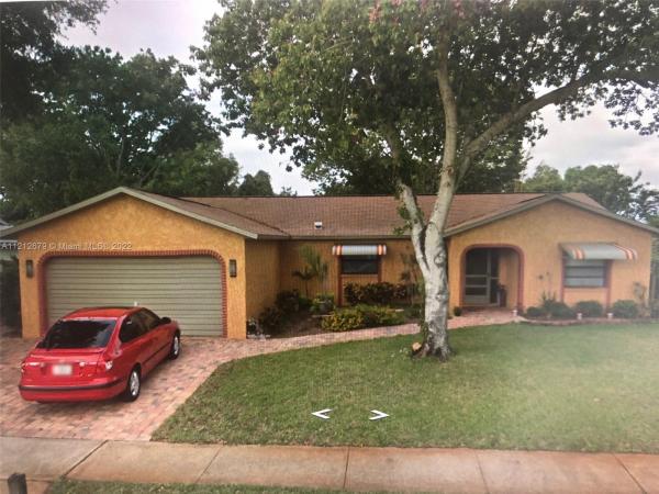 1470 Huff Ct, Florida 32935, image 1