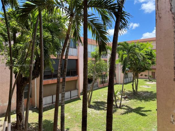 Los Arboles, 1900 W 68th St #A205, Hialeah, Florida 33014, image 1