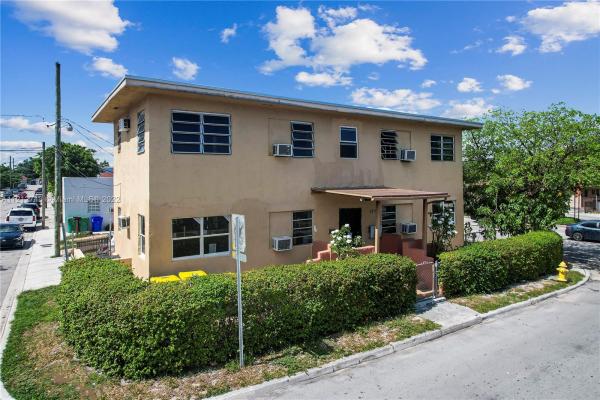 Orange Park, 1719 NW 1st St, Miami, Florida 33125, image 1