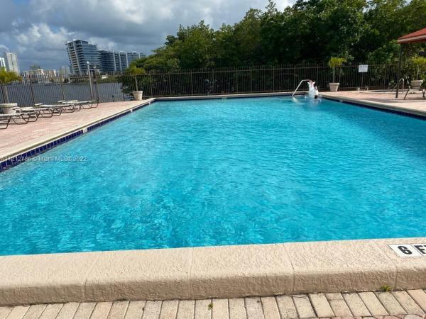 Southview At Aventura, 3350 NE 192nd St #2H-B, Aventura, Florida 33180, image 2