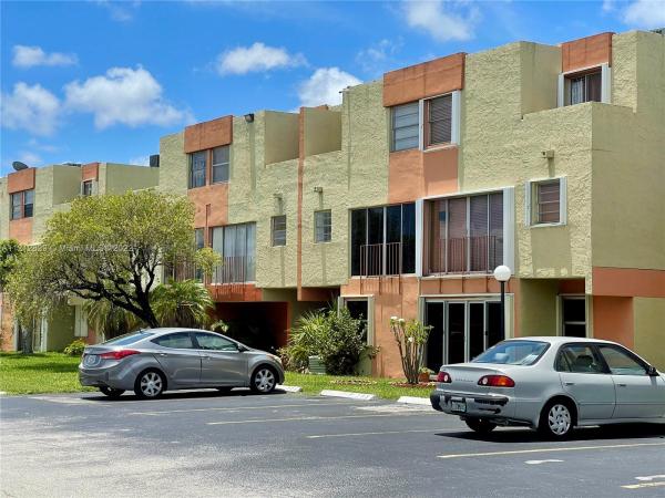South Winds, 9390 W Flagler St #212, Fountainebleau, Florida 33174, image 1