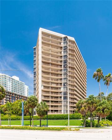 Yacht Harbour, 2901 S Bayshore Dr #13B, Miami, Florida 33133, image 1