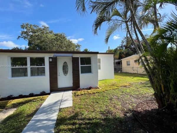 Washington Park, 1441 NE 154th Ter, North Miami Beach, Florida 33162, image 1