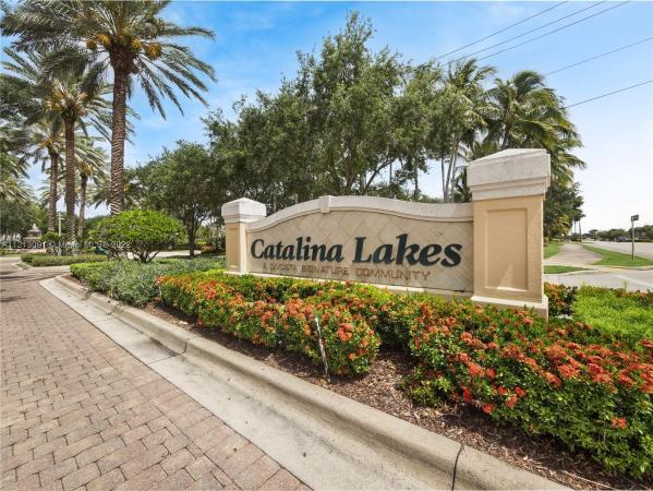 Catalina Lakes, 154 Santa Barbara Way, Palm Beach Gardens, Florida 33410, image 2