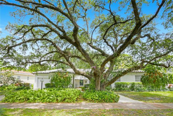 Biltmore, 717 Santander Ave., Coral Gables, Florida 33134, image 2