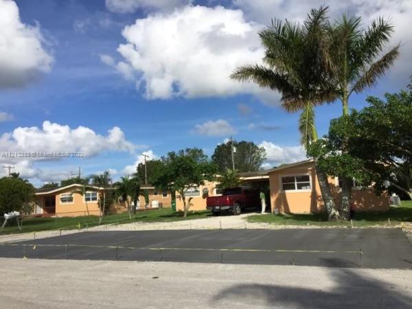 Ridgeway Beach, Pahokee, Florida 33476, image 1