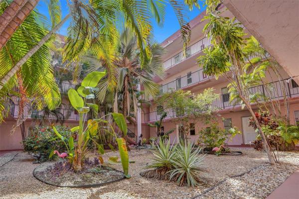 Somerset, 2851 Somerset Dr #112, Lauderdale Lakes, Florida 33311, image 2