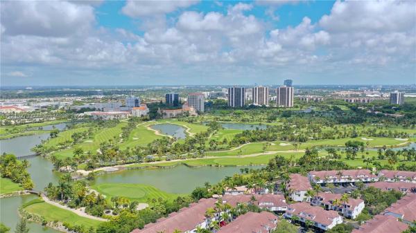 Mystic Pointe Tower 600, 3400 NE 192nd St #LPH7, Aventura, Florida 33180, image 1