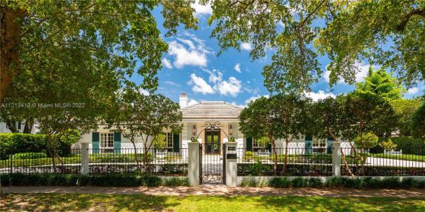 Coral Gables Country Club, 4421 Santa Maria St, Coral Gables, Florida 33146, image 2