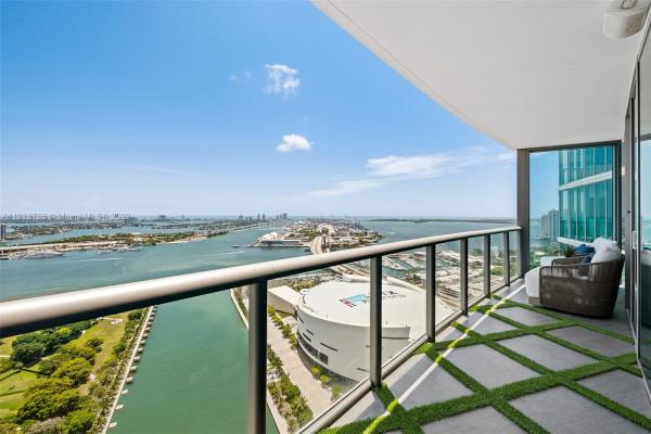 MarinaBlue, 888 Biscayne Blvd #3909, Miami, Florida 33132, image 2