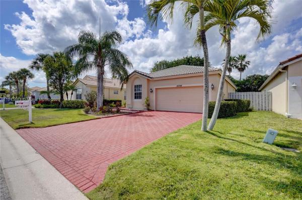 The Estates At Oak Hamlet, 10709 Oak Bend Way, Wellington, Florida 33414, image 1