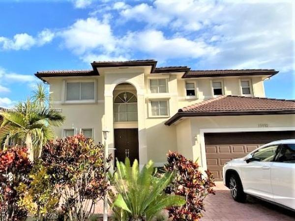 15910 SW 69th Ln, Unincorporated Dade County, Florida 33193, image 2