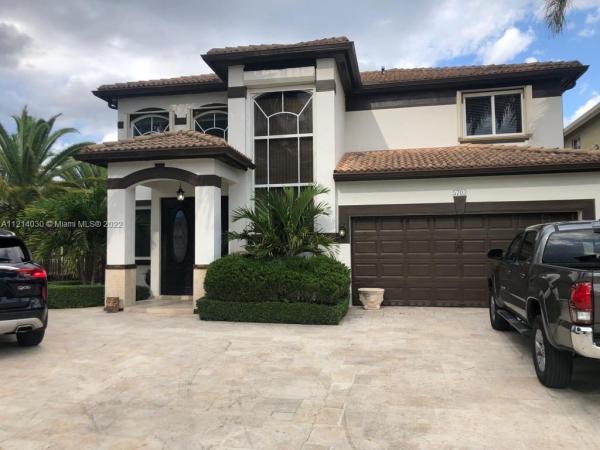 5703 SW 166th Ct, Unincorporated Dade County, Florida 33193, image 2