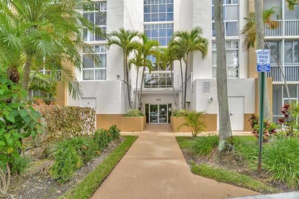 Doral House, 9805 NW 52nd St #408, Doral, Florida 33178, image 1