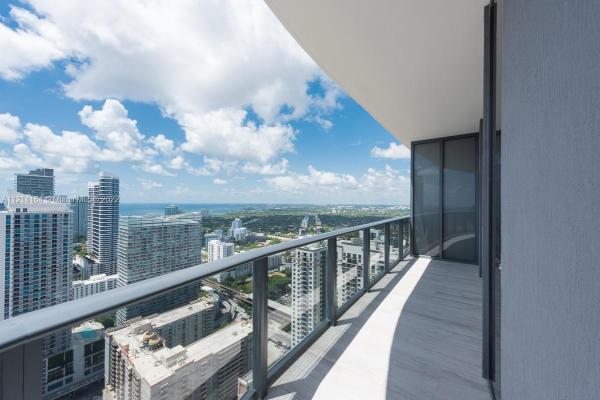 Brickell Heights East, 45 SW 9th St #4403, Miami, Florida 33130, image 2