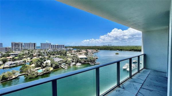 Parque Towers, 330 Sunny Isles Blvd #5-1004, Sunny Isles Beach, Florida 33160, image 2