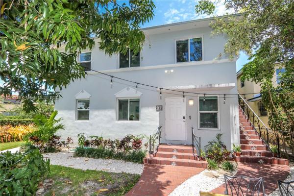 Brickell Estates, 685 Sw 19th Rd, Miami, Florida 33129, image 2