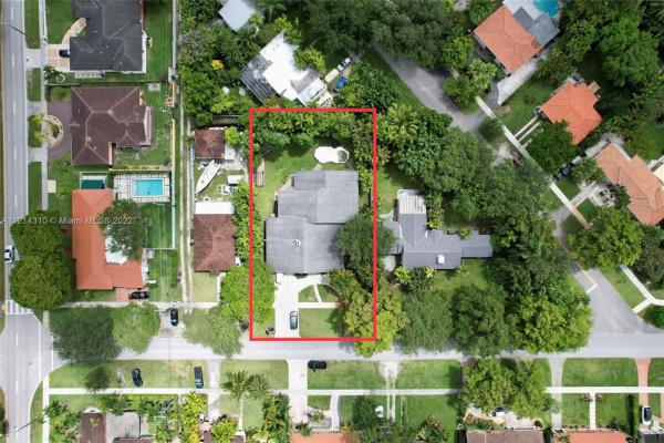 Country Club Estates, 239 Pinecrest Dr, Miami Springs, Florida 33166, image 2