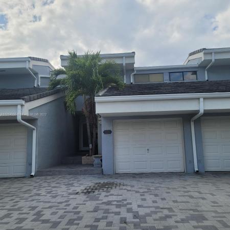 Poinciana Island Yacht & Racquet Club, 335 Poinciana Dr #1005, Sunny Isles Beach, Florida 33160, image 1