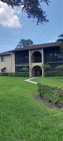 Pine Ridge North 1, 530 Shady Pine Way #D1, Greenacres, Florida 33415, image 2