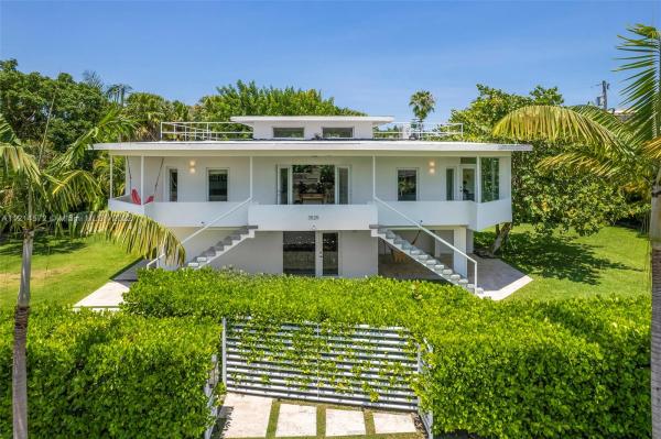 Crystal View, 3525 Crystal View Ct #, Miami, Florida 33133, image 1