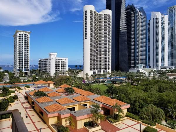 Winston Towers 600, 210 174th St #909, Sunny Isles Beach, Florida 33160, image 2