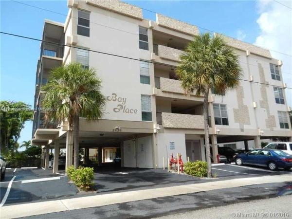 Bay Place, 2420 Diana Dr #302, Hallandale Beach, Florida 33009, image 1