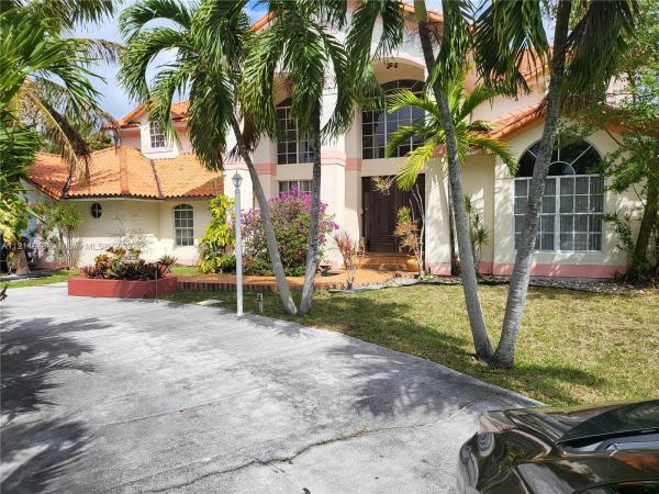 1035 NE 107th St, Unincorporated Dade County, Florida 33161, image 2