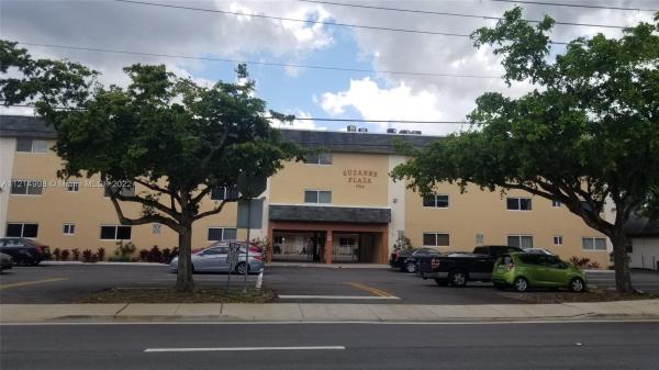 Suzanne Plaza, 7910 Taft St #104, Pembroke Pines, Florida 33024, image 1