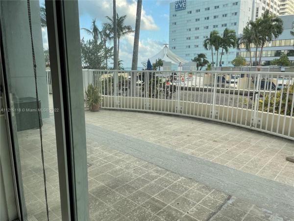 Vizcayne North, 244 Biscayne Blvd #807, Miami, Florida 33132, image 2