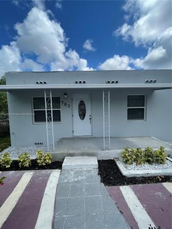 Pinewood Park, 783 NW 98th St, Pinewood, Florida 33150, image 1