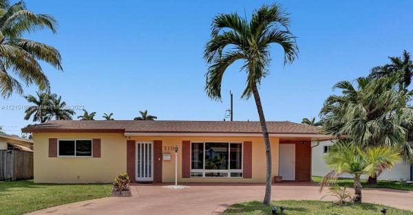 Flamingo Manors, 2108 N 14th Ct, Hollywood, Florida 33020, image 1
