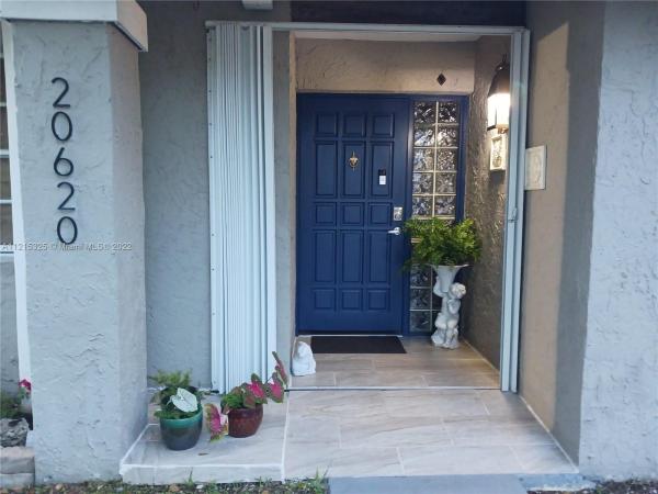 Oak Park, 20620 SW 124th Pl, South Miami Heights, Florida 33177, image 2