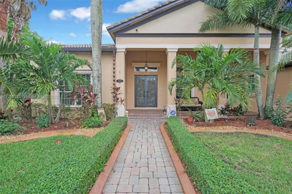 Saddlebrook, Davie, Florida 33330, image 1