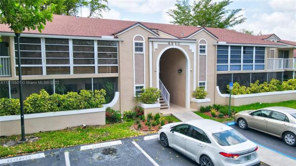 Doral Park Country Club Villas, 4690 NW 102nd Ave #203-24, Doral, Florida 33178, image 1