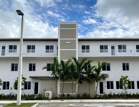 Landmark At Doral, 10270 NW 66th St #302, Doral, Florida 33178, image 1