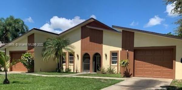 Cape Coral, 912 SE 24th Ave, Cape Coral, Florida 33990, image 1