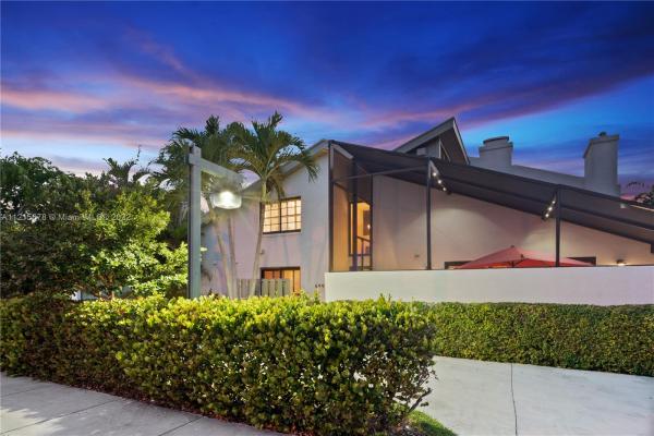 The Banyans Of South Miami, 6990 SW 66th Ave #26, South Miami, Florida 33143, image 1