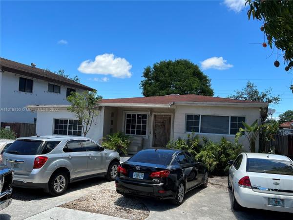 Industrial Center, 709 W 33rd St, Hialeah, Florida 33012, image 1