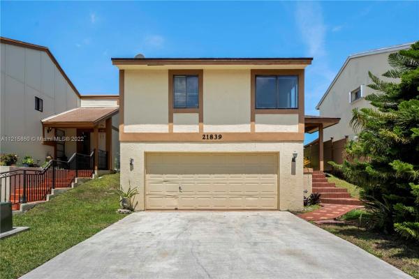 Montego Bay, 21839 SW 100th Pl, Cutler Bay, Florida 33190, image 2