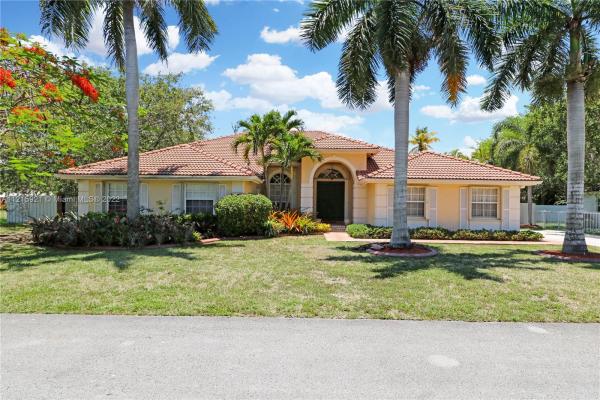Old Cutler Forest, 18440 SW 77th Ct, Cutler Bay, Florida 33157, image 1