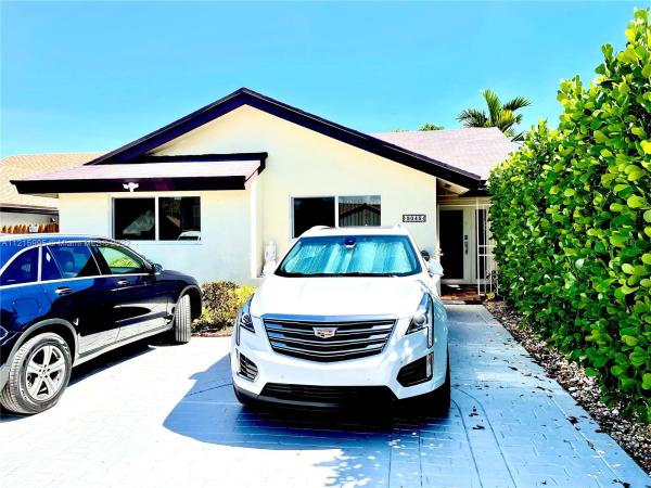Bilbao Estates, 9043 SW 6th St, Fountainebleau, Florida 33174, image 1