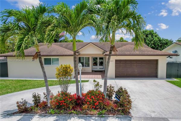 Caravel Country, 14051 SW 108th St, The Hammocks, Florida 33186, image 1