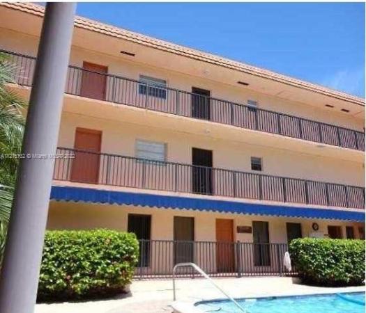 Salem House, 251 172nd St #220, Sunny Isles Beach, Florida 33160, image 1