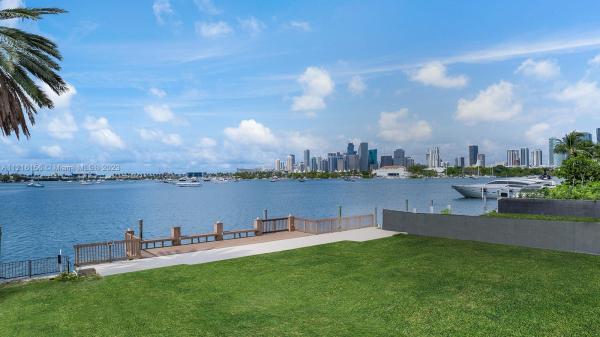San Marco, 1330+1350 S Venetian Way, Miami, Florida 33139, image 1